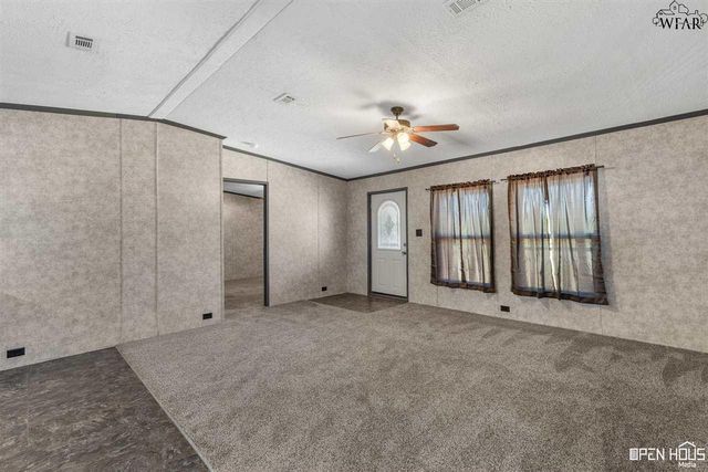 2946 W FM 367, Iowa Park, TX 76367