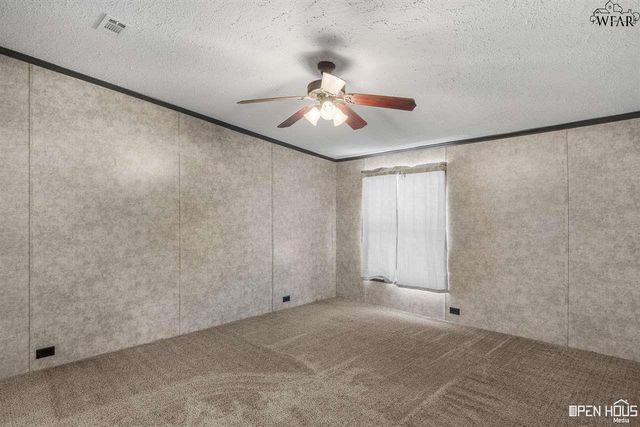 2946 W FM 367, Iowa Park, TX 76367