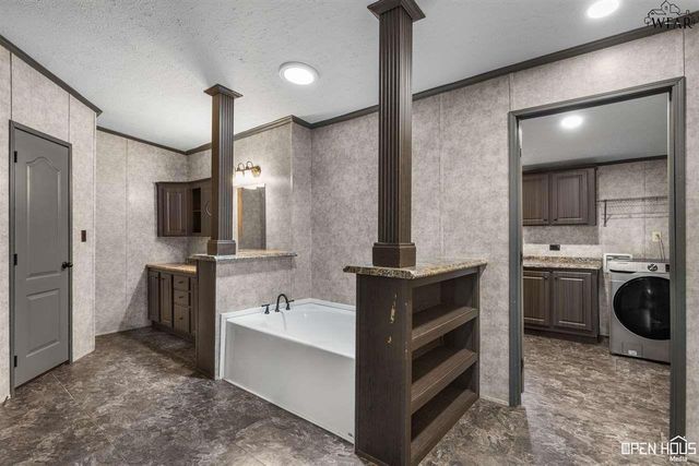 2946 W FM 367, Iowa Park, TX 76367