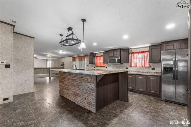 2946 W FM 367, Iowa Park, TX 76367