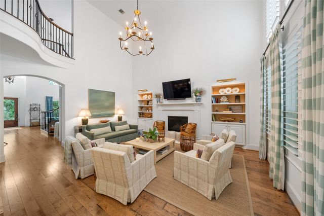 55 Player Vista Place, The Woodlands, TX 77382
