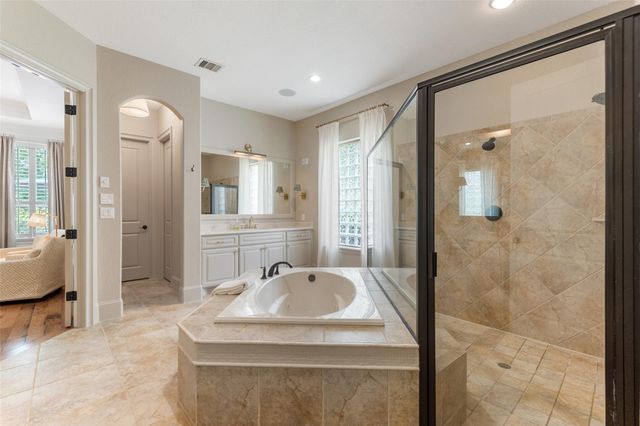 55 Player Vista Place, The Woodlands, TX 77382