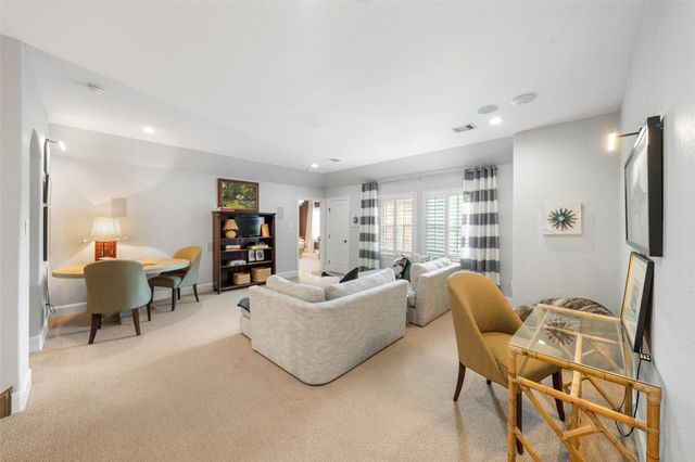 55 Player Vista Place, The Woodlands, TX 77382