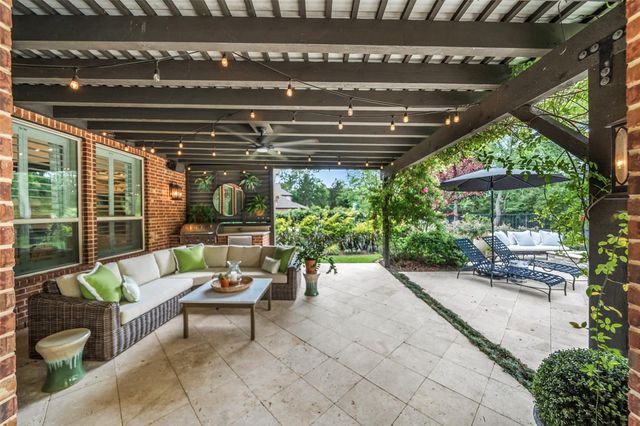55 Player Vista Place, The Woodlands, TX 77382