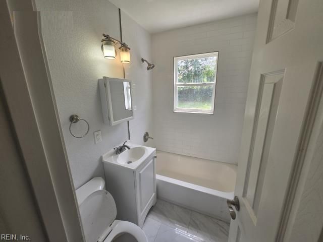 222 South AVE, Newport News, VA 23601