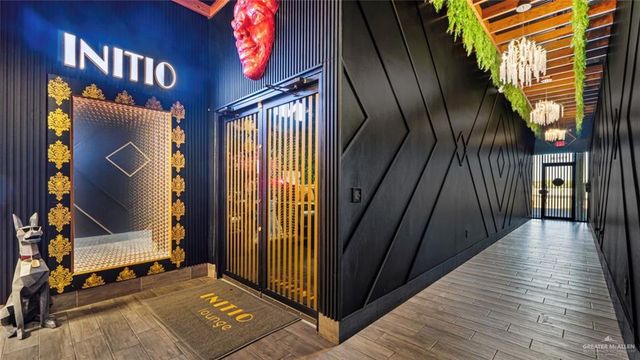 1215 S 10th Street D, Mcallen, TX 78501