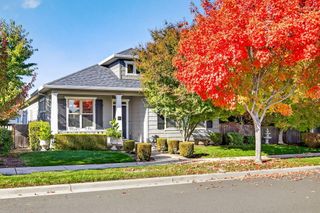 526 Stone Pointe Drive, Central Point, OR 97502
