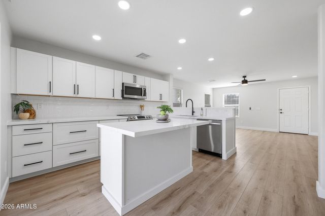 25702 W BURGESS Lane, Buckeye, AZ 85326