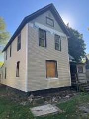 606 8th Street, Three Rivers, MI 49093