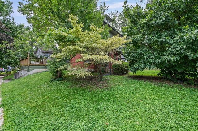 4111 Holly Street, Kansas City, MO 64111