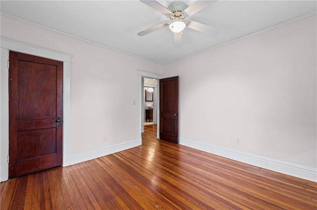 4111 Holly Street, Kansas City, MO 64111