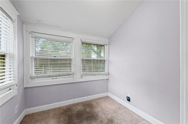 4111 Holly Street, Kansas City, MO 64111