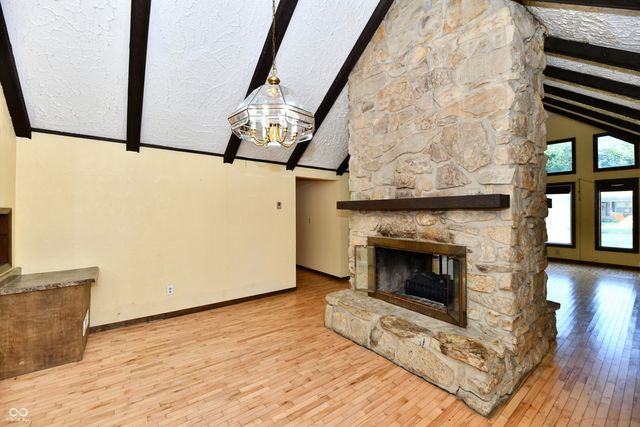 2100 Kitchen Drive, Anderson, IN 46017