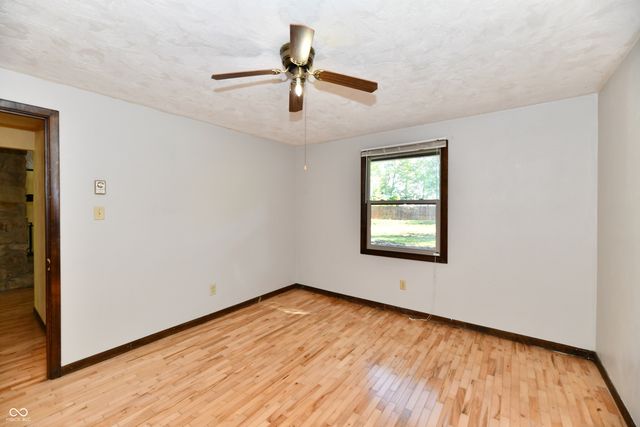 2100 Kitchen Drive, Anderson, IN 46017