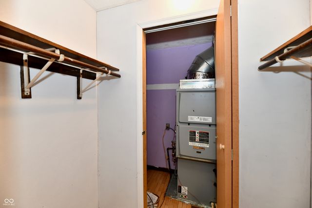 2100 Kitchen Drive, Anderson, IN 46017