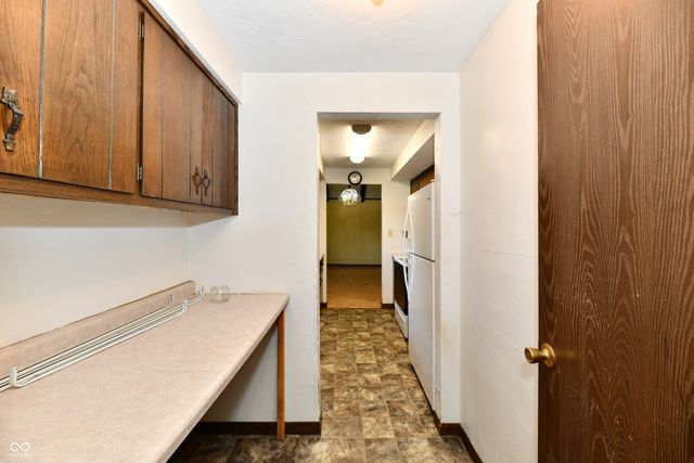 2100 Kitchen Drive, Anderson, IN 46017