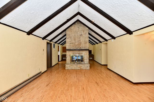 2100 Kitchen Drive, Anderson, IN 46017