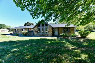 2100 Kitchen Drive, Anderson, IN 46017