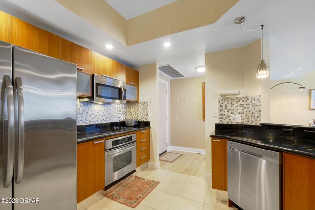 241 Riverside Dr Unit 808, Holly Hill, FL 32117