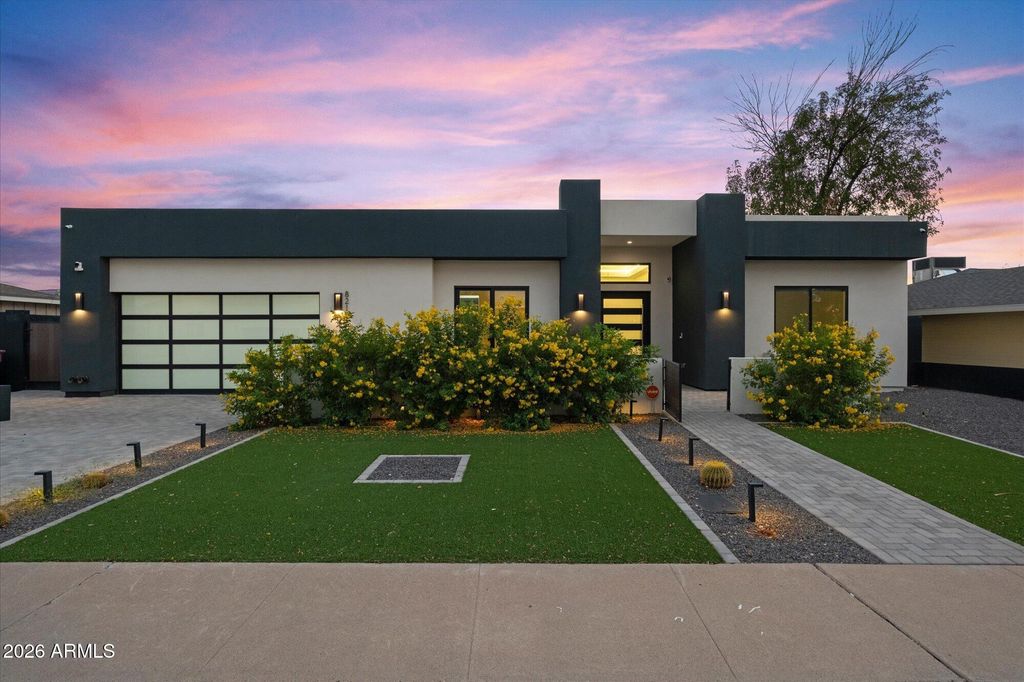 8219 E RANCHO VISTA Drive, Scottsdale, AZ 85251 — photo 2