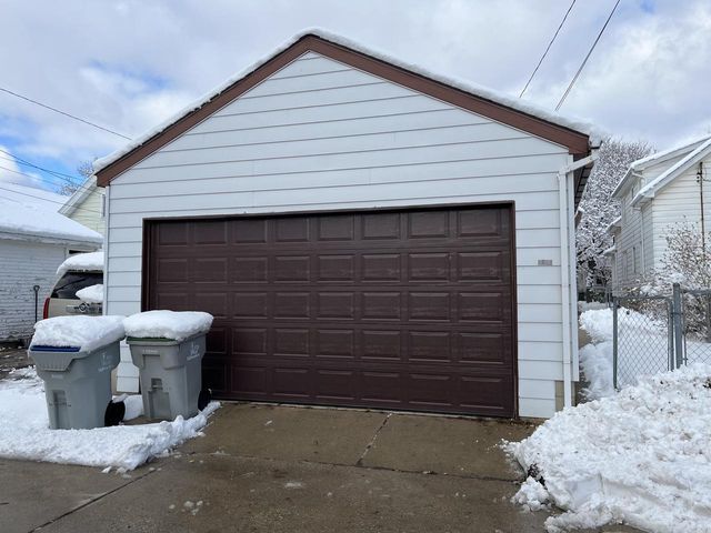 3711 W Orchard STREET, Milwaukee, WI 53215