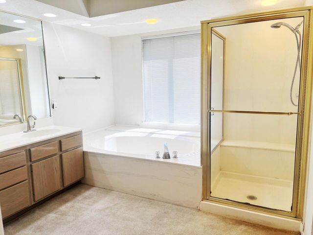 8700 CANYON RUN Road NE, Albuquerque, NM 87111