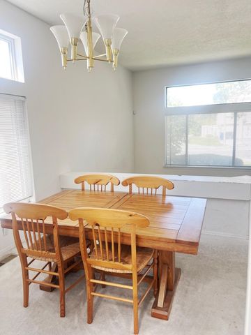 8700 CANYON RUN Road NE, Albuquerque, NM 87111