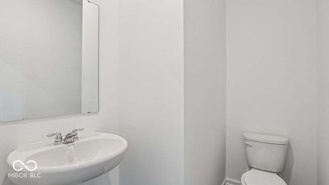 220 Aster Way, Greenfield, IN 46140