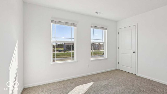 220 Aster Way, Greenfield, IN 46140