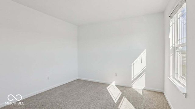 220 Aster Way, Greenfield, IN 46140