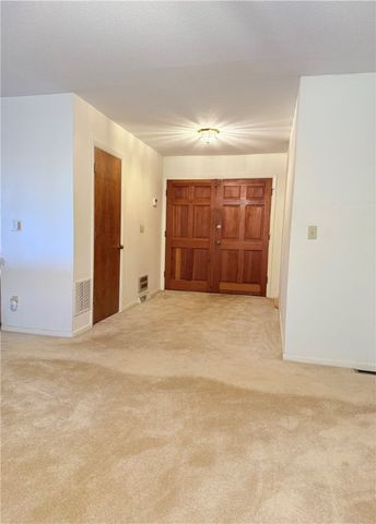 100 Hillandale Road, Pendleton, SC 29670