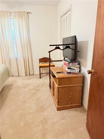 100 Hillandale Road, Pendleton, SC 29670