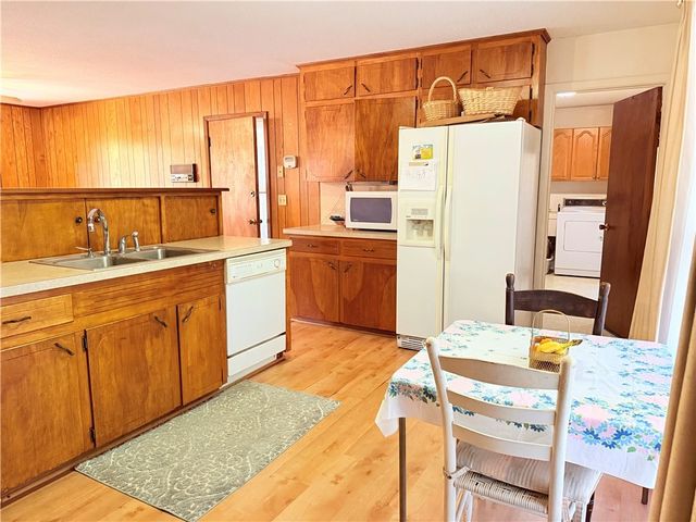 100 Hillandale Road, Pendleton, SC 29670