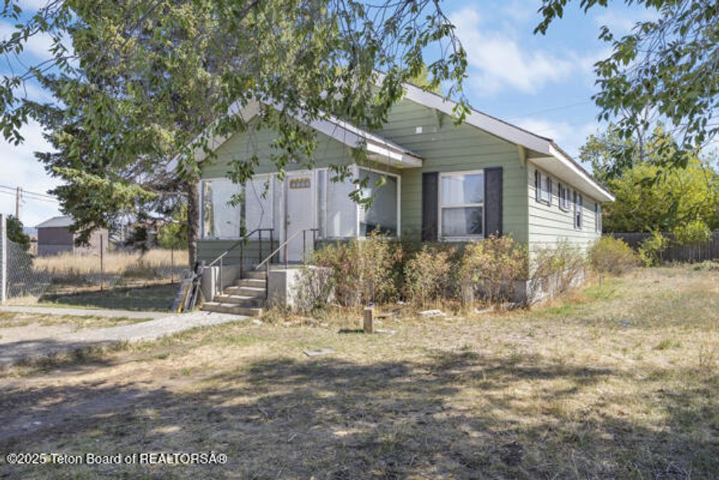 7985 S HWY 33, Victor, ID 83455 photo 3