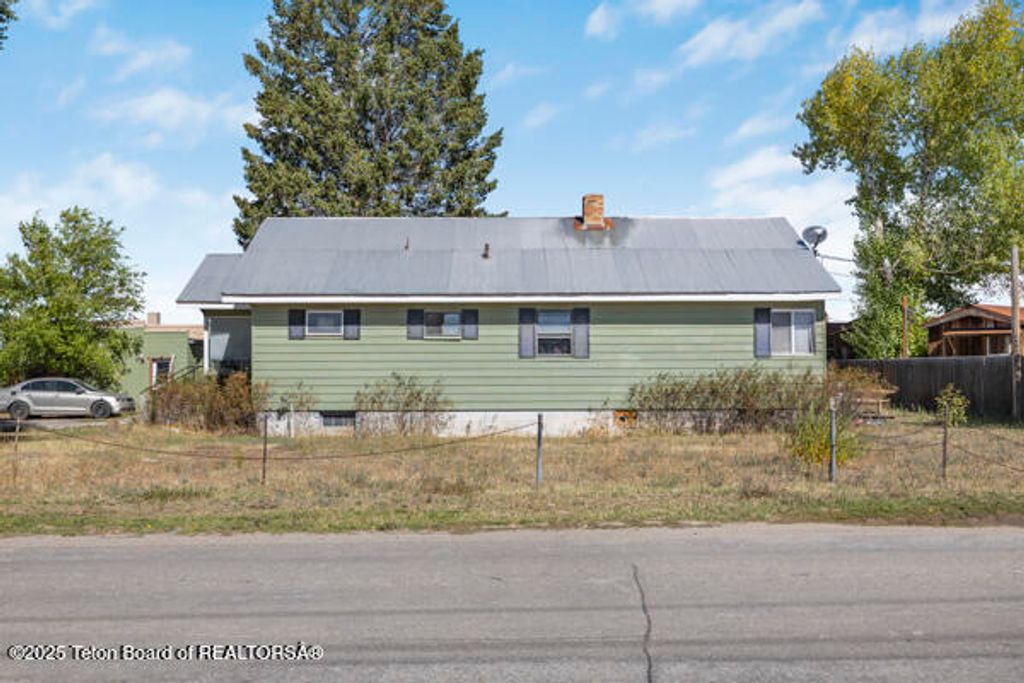 7985 S HWY 33, Victor, ID 83455 photo 4