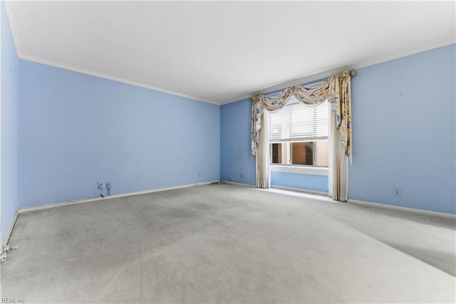 700 Oriole Dr Apt 513, Virginia Beach, VA 23451