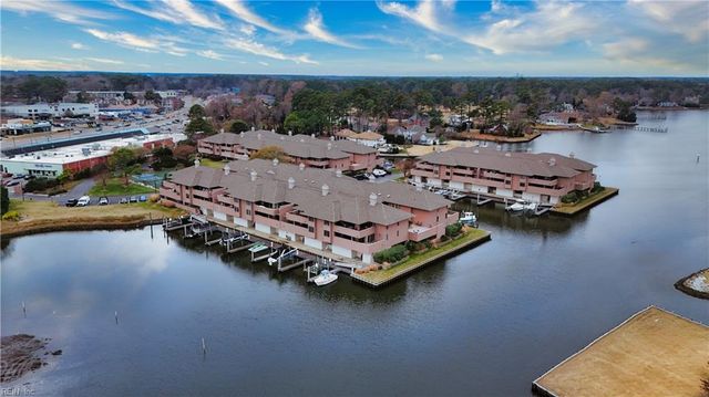 700 Oriole Dr Apt 513, Virginia Beach, VA 23451