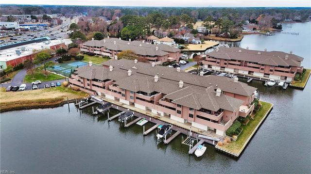 700 Oriole Dr Apt 513, Virginia Beach, VA 23451