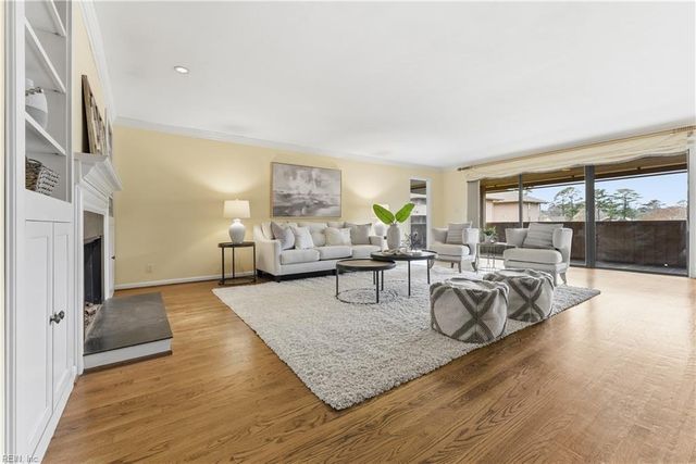 700 Oriole Dr Apt 513, Virginia Beach, VA 23451