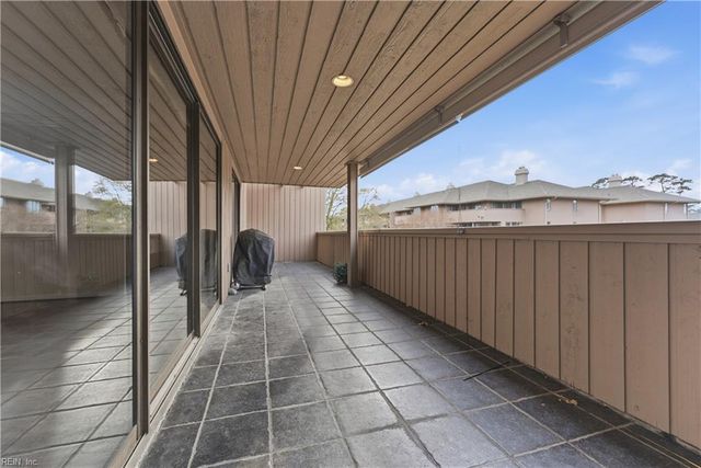 700 Oriole Dr Apt 513, Virginia Beach, VA 23451