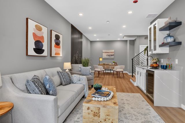 85 Hillcrest Street, Waltham, MA 02451