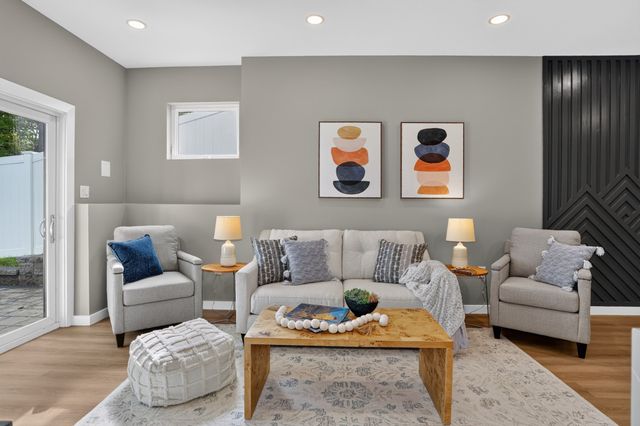 85 Hillcrest Street, Waltham, MA 02451