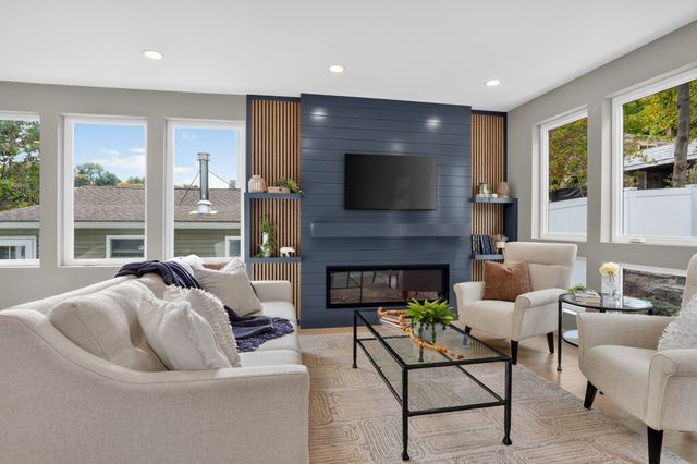 85 Hillcrest Street, Waltham, MA 02451