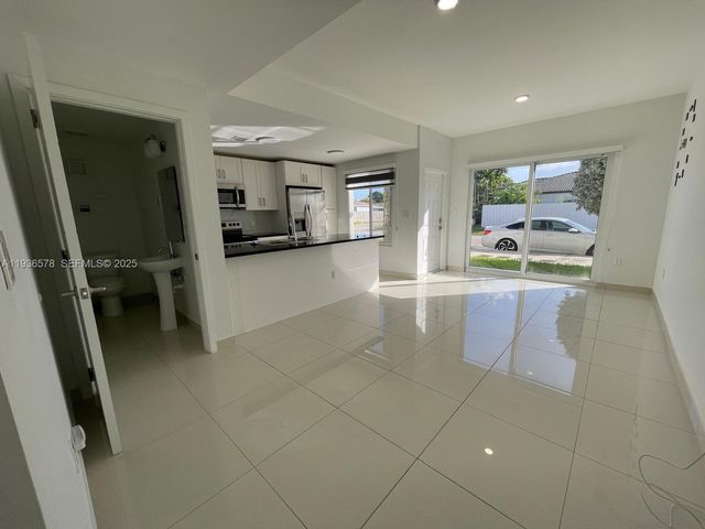 25869 SW 139th Ct, Homestead, FL 33032