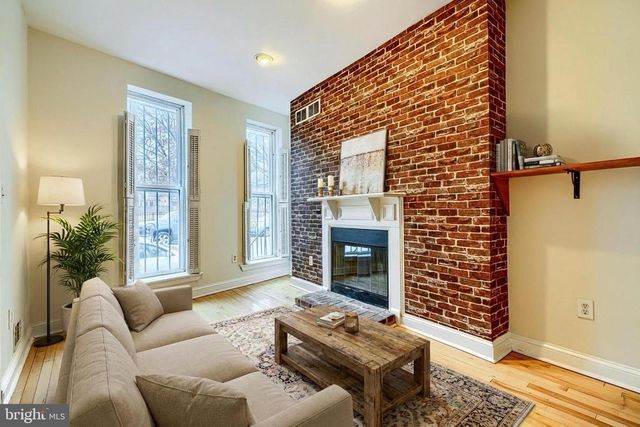 327 S FREMONT AVE, Baltimore, MD 21230