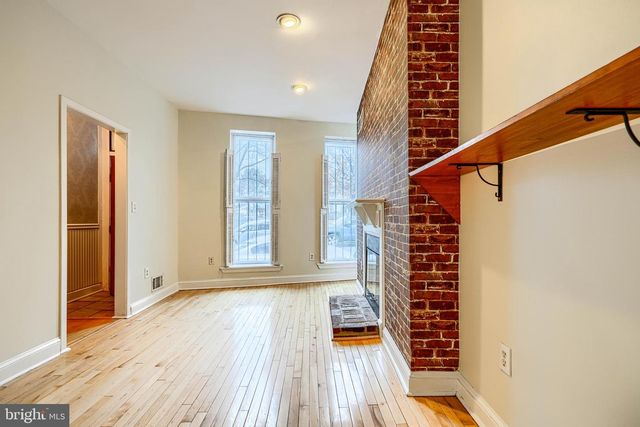 327 S FREMONT AVE, Baltimore, MD 21230