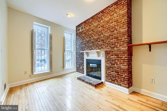 327 S FREMONT AVE, Baltimore, MD 21230