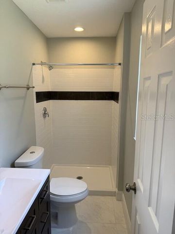 8401 BLACKSTONE COURT, Tampa, FL 33615