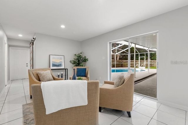 8401 BLACKSTONE COURT, Tampa, FL 33615