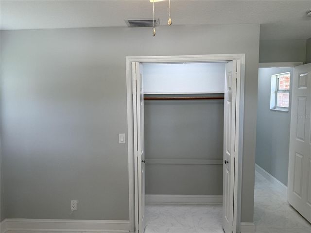 8401 BLACKSTONE COURT, Tampa, FL 33615